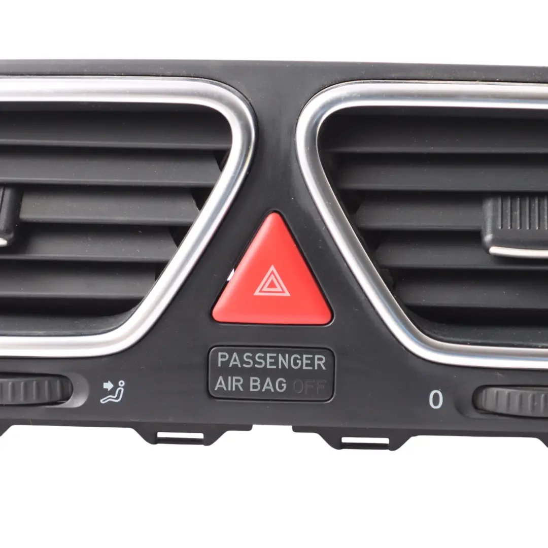 Volkswagen Scirocco Mk3 Grille D'Aération Tableau Bord Buse Centrale - SKU 1Q0819728L - Numéro de pièce 1Q0819735C