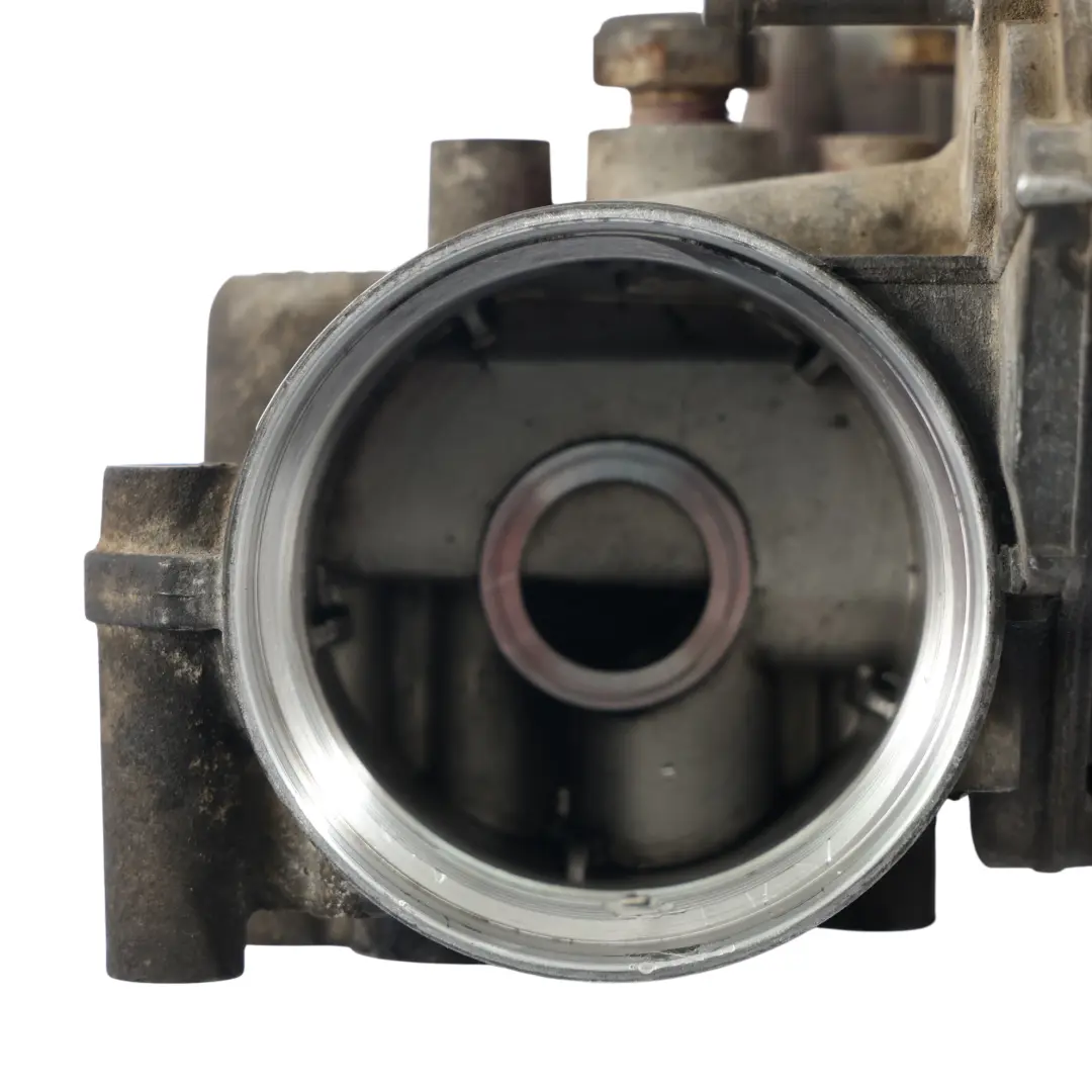 Öl Filter Gehäuse Kühler BK2Q-6B624-CE für Ford Transit Mk7 2.2 TDCI mit Teilenummer 2132516 Ford Transit Mk7 2.2 TDCI Öl Filter Gehäuse Kühler BK2Q-6B624-CE - SKU 2132516 - Teilenummer 2132516