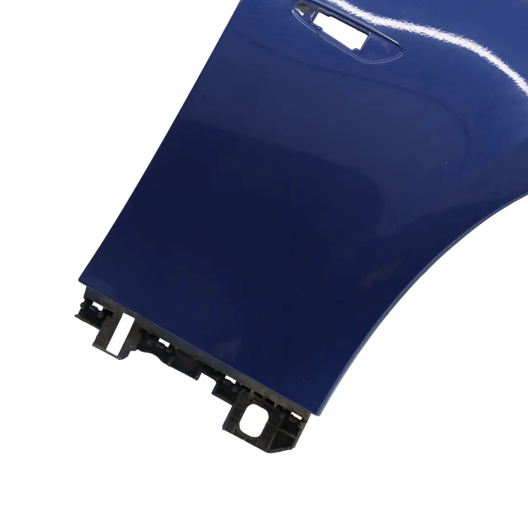 Błotnik Przedni Prawy Montegoblau Niebieski Metalik - A51 do BMW E92 o numerze 2155922 BMW E92 Błotnik Przedni Prawy Montegoblau Niebieski Metalik - A51 - SKU 2155922-MTB1 - Numer Części 2155922