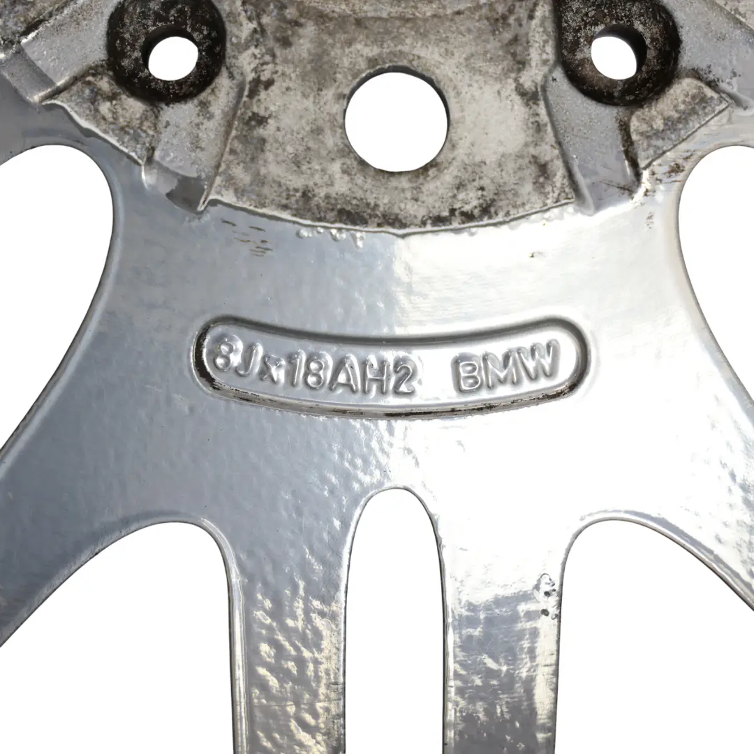 Jante Avant Chromée En Alliage 18" 8J ET:20 M Style 65 pour BMW E39 M5 à propos du numéro de pièce 2228950 BMW E39 M5 Jante Avant Chromée En Alliage 18" 8J ET:20 M Style 65 - SKU 2228950-1 - Numéro de pièce 2228950