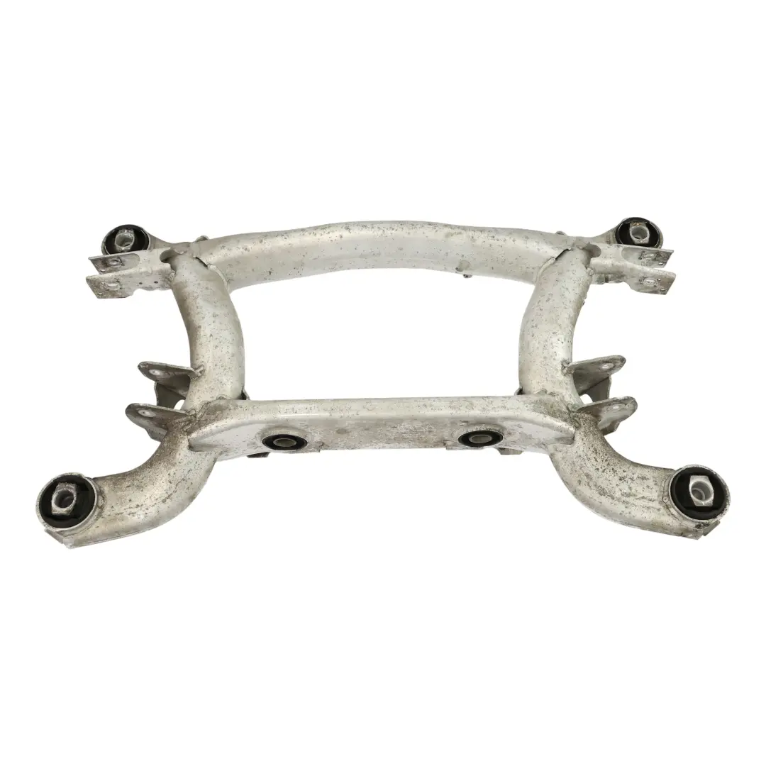 Supporto Posteriore Subframe Differenziale Sospensione Culla per BMW E39 M5 con numero di parte 2229531 BMW E39 M5 Supporto Posteriore Subframe Differenziale Sospensione Culla - SKU 2229531 - Numero di parte 2229531