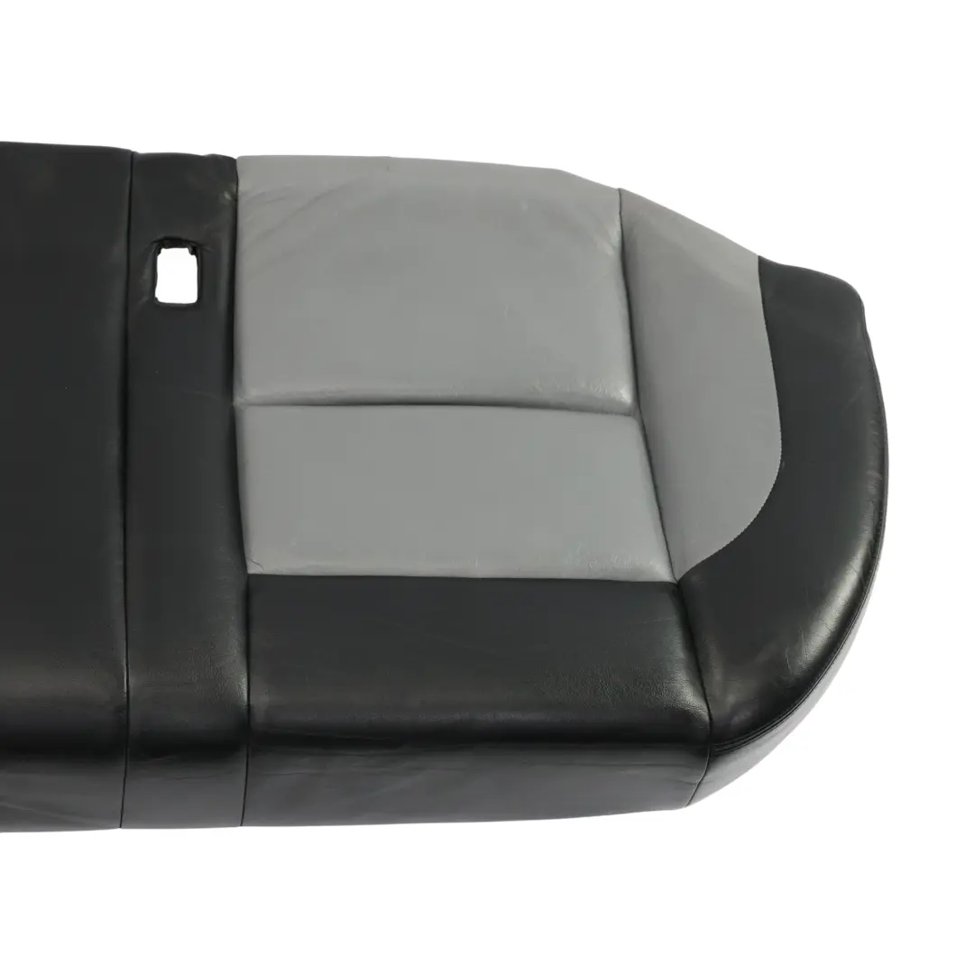 Sedile Posteriore Panchina Interno Divano Pelle Goffrata Nero Argento per BMW E39 M5 con numero di parte 2499723 BMW E39 M5 Sedile Posteriore Panchina Interno Divano Pelle Goffrata Nero Argento - SKU 2499723 - Numero di parte 2499723