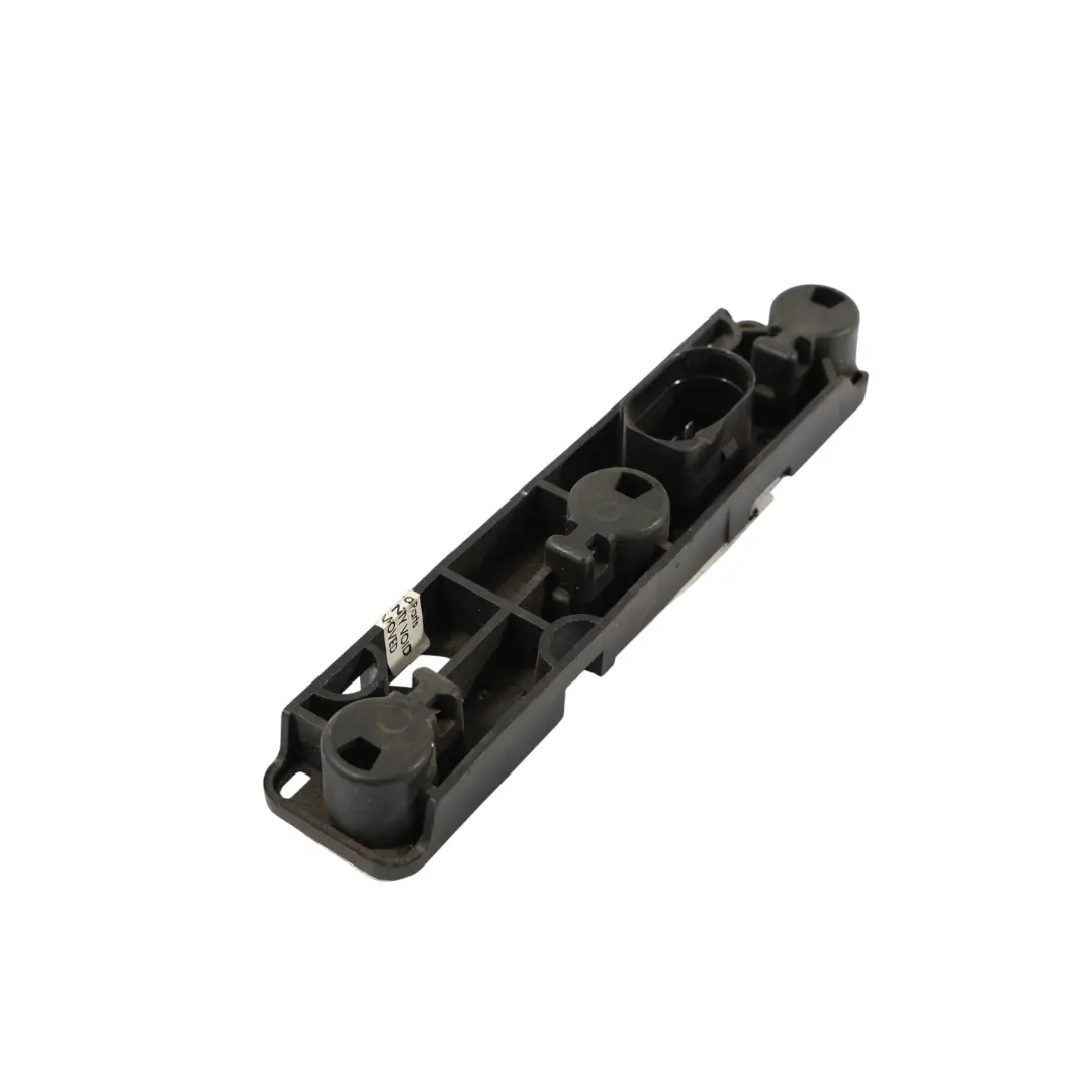 Mini Cooper One Clubman R55 Douille D'Ampoule Arrière Droite - SKU 2758126 - Numéro de pièce 2758126