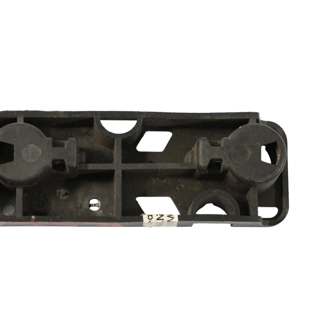 Douille D'Ampoule Arrière Droite pour Mini Cooper One Clubman R55 à propos du numéro de pièce 2758126 Mini Cooper One Clubman R55 Douille D'Ampoule Arrière Droite - SKU 2758126 - Numéro de pièce 2758126