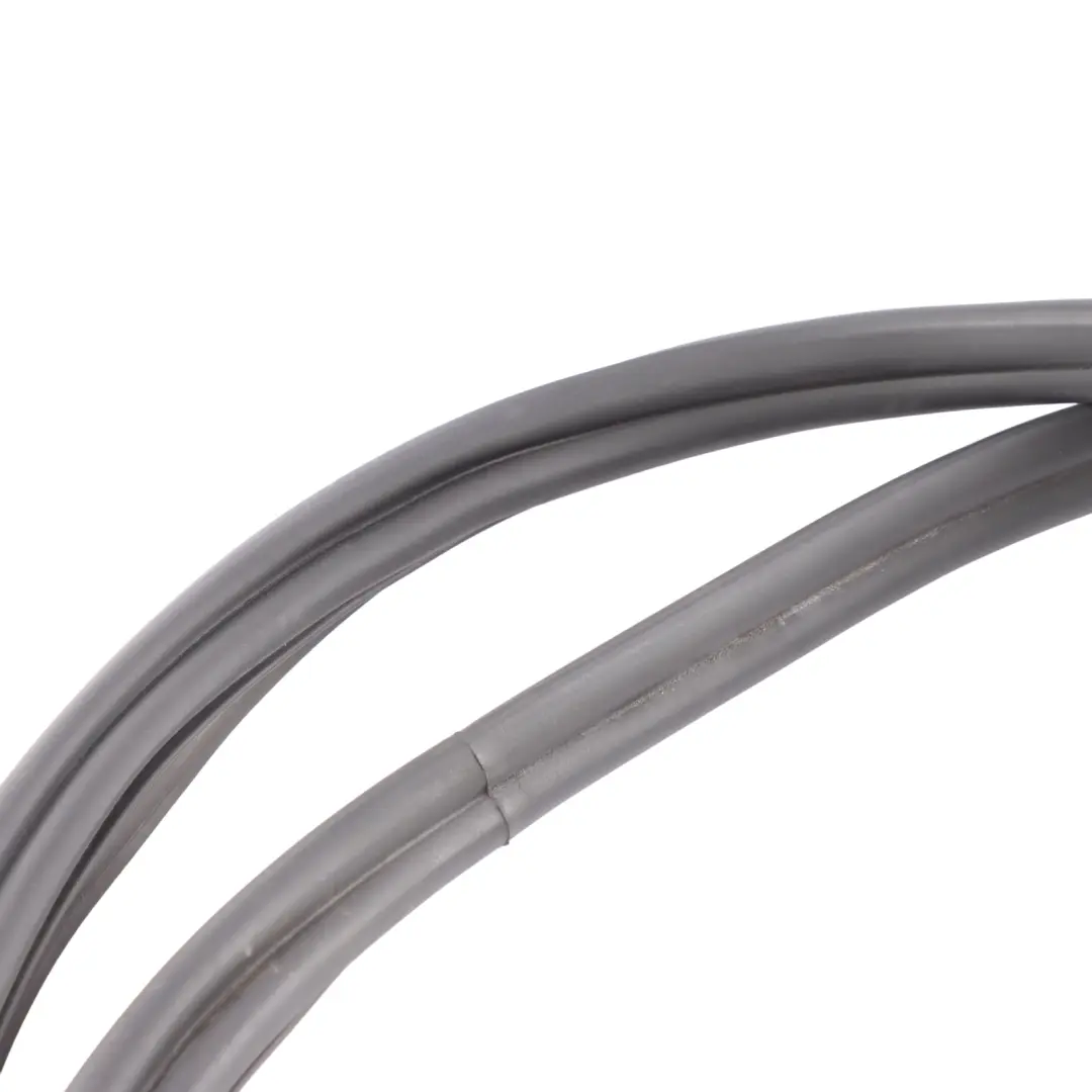 Volkswagen Polo VI AW Rear Boot Lid Trunk Gasket Seal Rubber - SKU 2G6827705E - Part number 2G6827705E