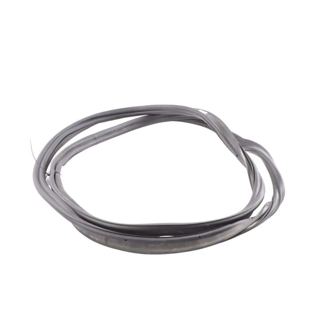 Volkswagen Polo VI AW Rear Boot Lid Trunk Gasket Seal Rubber - SKU 2G6827705E - Part number 2G6827705E