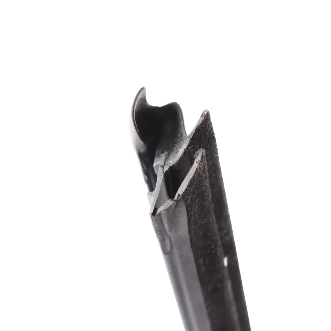 Mk6 AW 5Dr Rear Door Window Rubber Seal Right O/S to Volkswagen Polo with Part number 2G6839480C Volkswagen Polo Mk6 AW 5Dr Rear Door Window Rubber Seal Right O/S - SKU 2G6839480C - Part number 2G6839480C