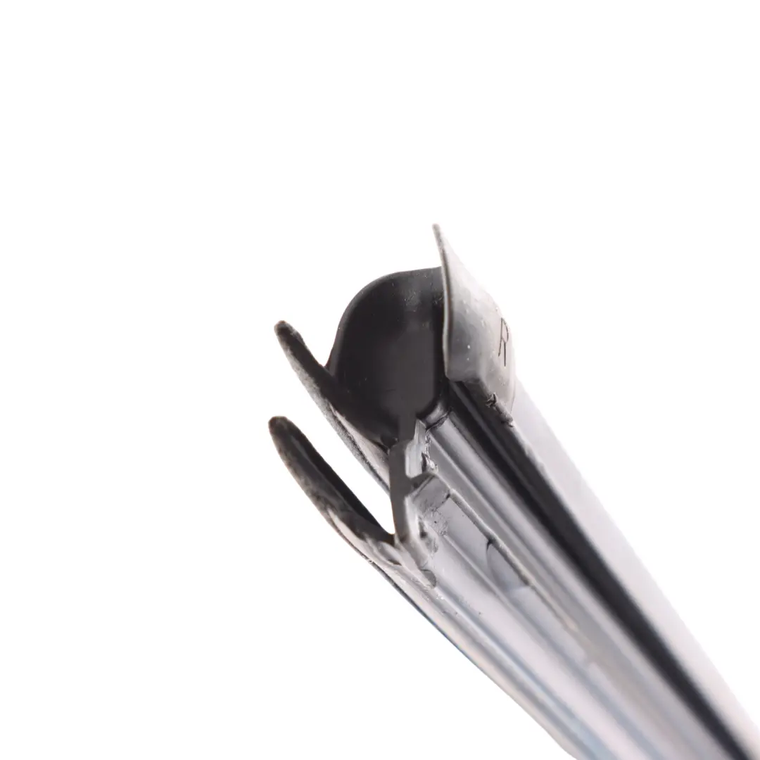 Mk6 AW 5Dr Rear Door Window Rubber Seal Right O/S to Volkswagen Polo with Part number 2G6839480C Volkswagen Polo Mk6 AW 5Dr Rear Door Window Rubber Seal Right O/S - SKU 2G6839480C - Part number 2G6839480C