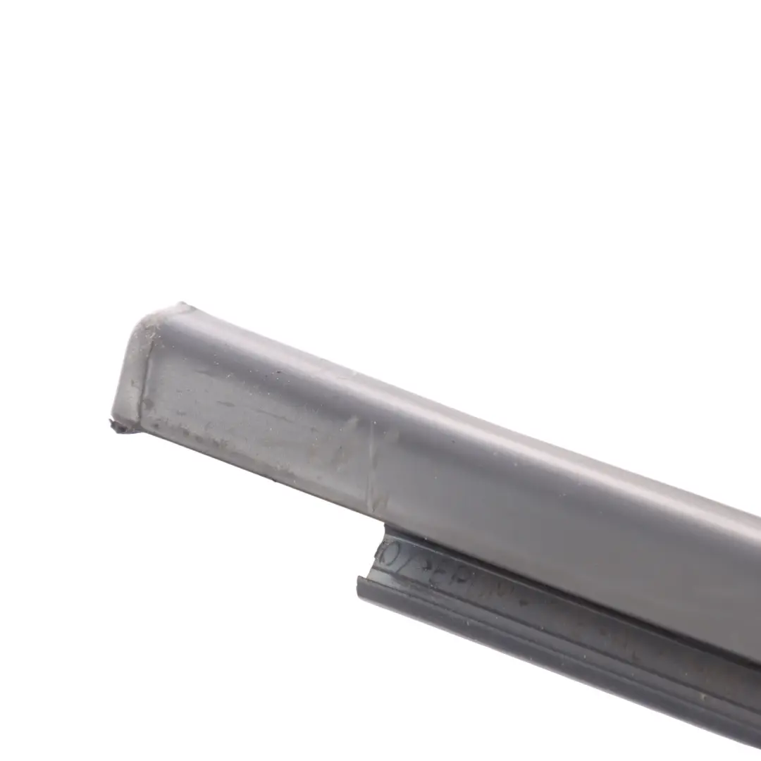 Front Door Seal Gasket Moulding Outer Right O/S to Volkswagen Polo VI with Part number 2GS837478B Volkswagen Polo VI Front Door Seal Gasket Moulding Outer Right O/S - SKU 2GS837478B - Part number 2GS837478B