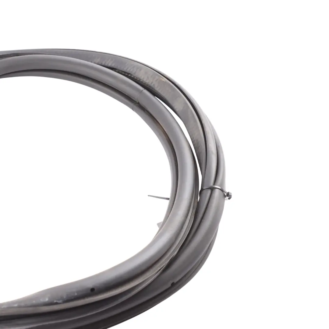 Volkswagen Polo VI Rear Door Seal Rubber Gasket Inner Right O/S - SKU 2GS867914C - Part number 2GS867914C