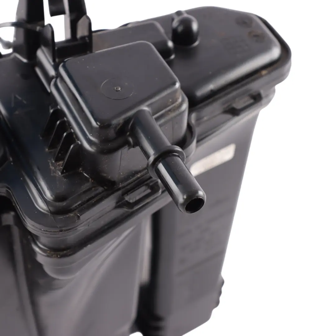 Mk6 AW Cartucho De Filtro Combustible Carbón Activo para Volkswagen Polo con número de pieza 2Q0201801A Volkswagen Polo Mk6 AW Cartucho De Filtro Combustible Carbón Activo - SKU 2Q0201801A - Número de pieza 2Q0201801A