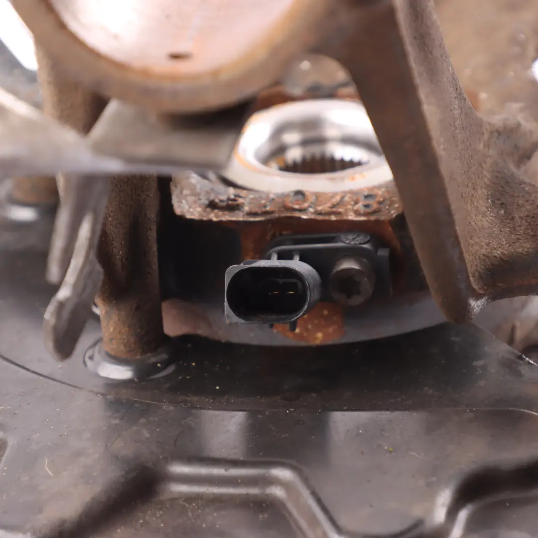 Volkswagen Polo Mk6 Wheel Carrier Wheel Hub Front Right O/S - SKU 2Q0407256AE - Part number 2Q0407256AE