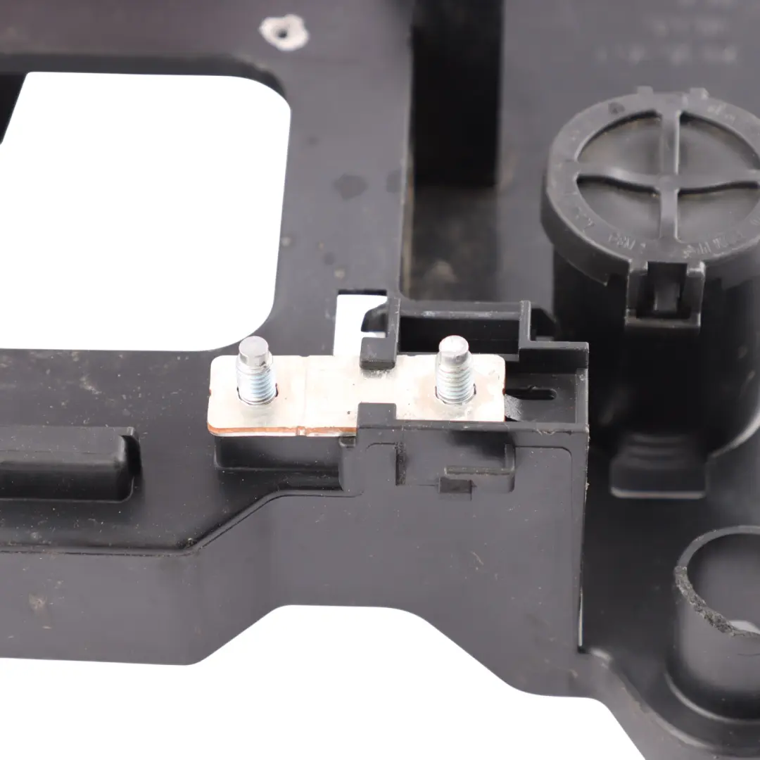 Mk6 AW Battery Tray Power Distribution Unit to Volkswagen Polo with Part number 2Q0915343C Volkswagen Polo Mk6 AW Battery Tray Power Distribution Unit - SKU 2Q0915343C - Part number 2Q0915343C