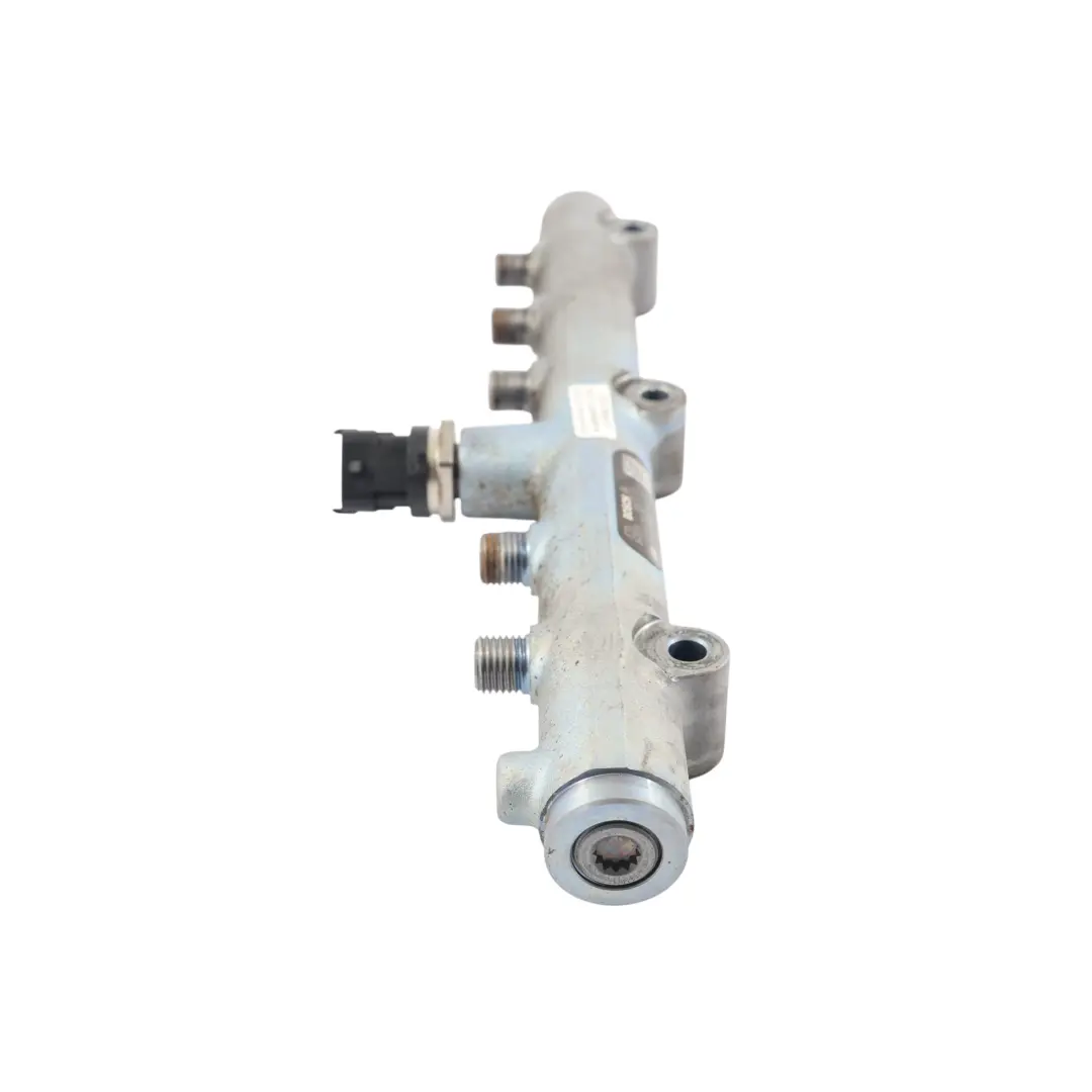 Hyundai H-1 2.5 CRDI Línea Inyección A Presión De Combustible Rail 31004-A450 - SKU 31004A450 - Número de pieza 31004A450