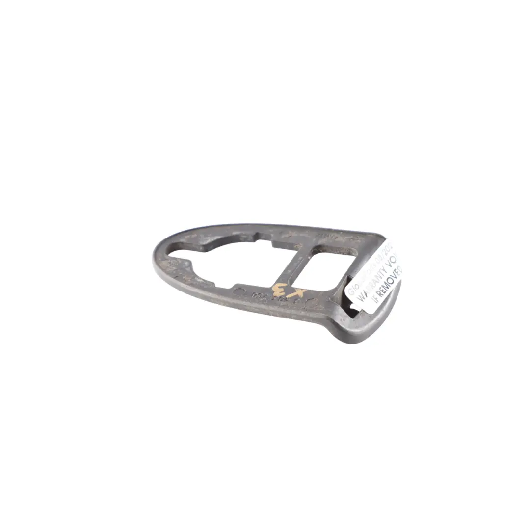 Front Door Handle Base Lock Cylinder Right O/S to BMW X3 E83 with Part number 3403758 BMW X3 E83 Front Door Handle Base Lock Cylinder Right O/S - SKU 3403758 - Part number 3403758