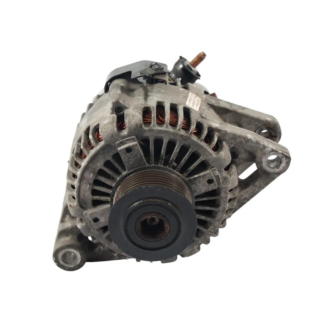 Alternator do Hyundai H-1 2.5 CRDI o numerze 373004A310 Hyundai H-1 2.5 CRDI Alternator - SKU 373004A310 - Numer Części 373004A310