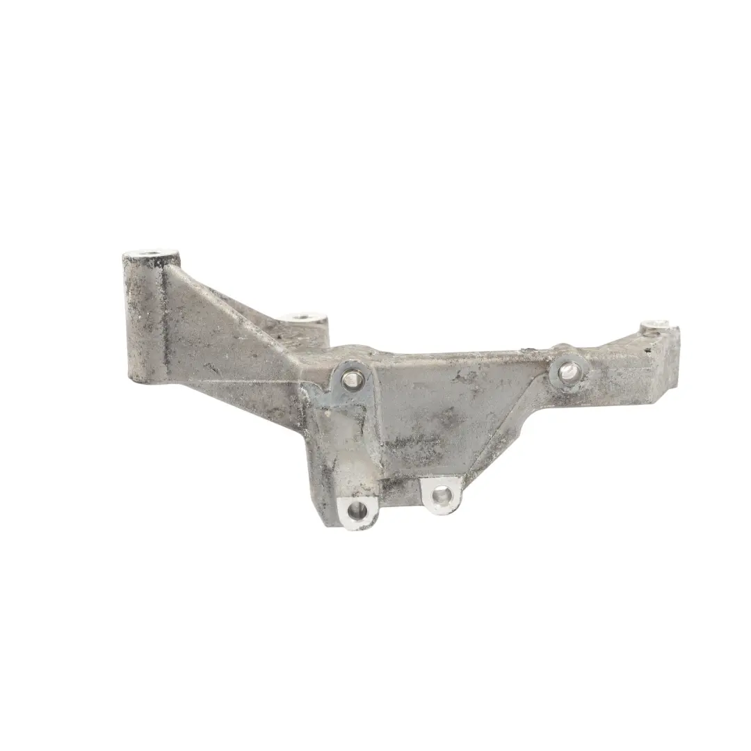Hyundai H-1 Soporte Alternador Soporte Montaje 2.5 CRDI Diesel - SKU 374724A011 - Número de pieza 374724A011