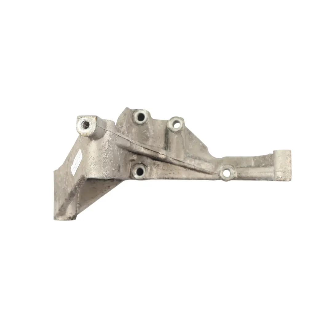 Support D'Alternateur 2.5 CRDI Diesel pour Hyundai H-1 à propos du numéro de pièce 374724A011 Hyundai H-1 Support D'Alternateur 2.5 CRDI Diesel - SKU 374724A011 - Numéro de pièce 374724A011