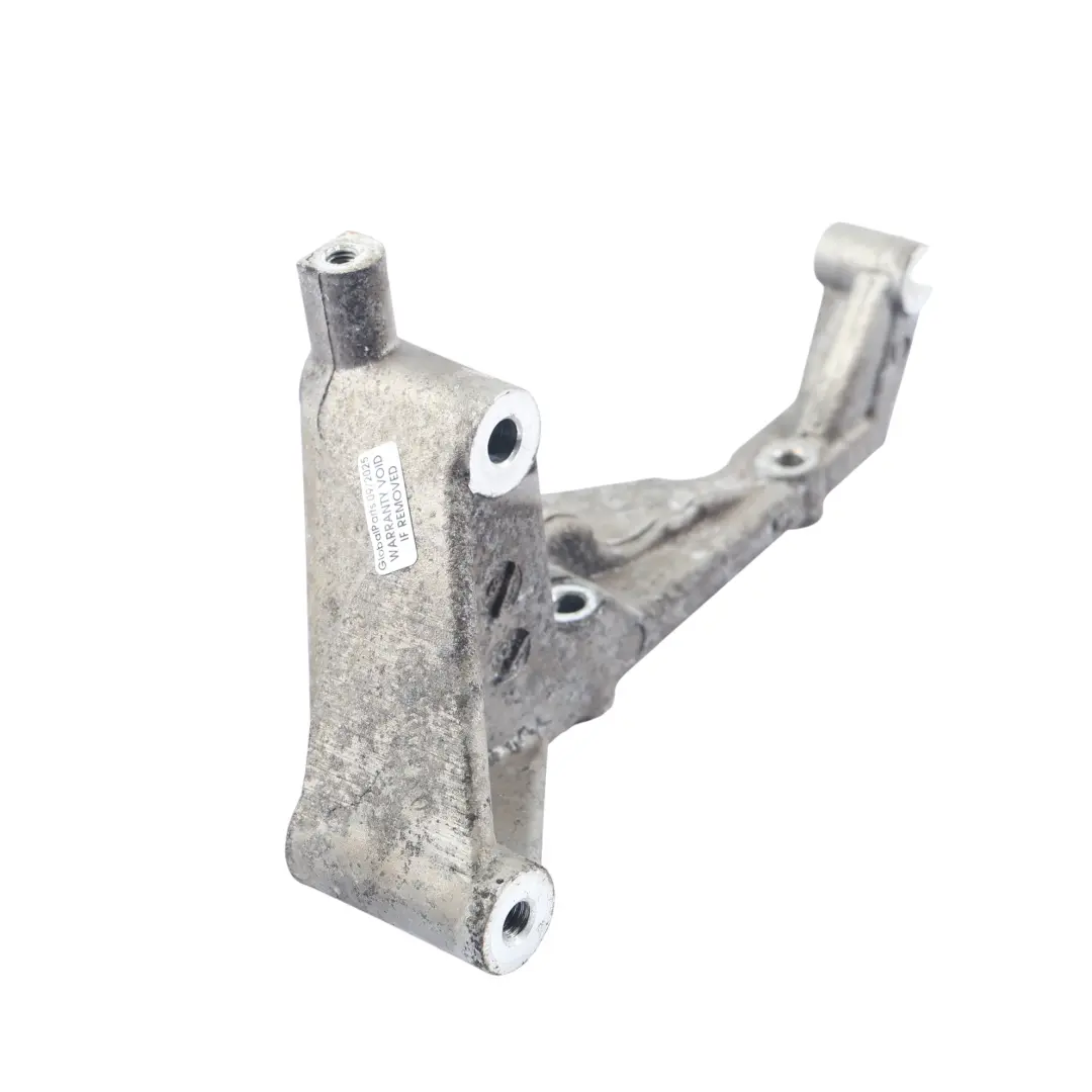 Support D'Alternateur 2.5 CRDI Diesel pour Hyundai H-1 à propos du numéro de pièce 374724A011 Hyundai H-1 Support D'Alternateur 2.5 CRDI Diesel - SKU 374724A011 - Numéro de pièce 374724A011