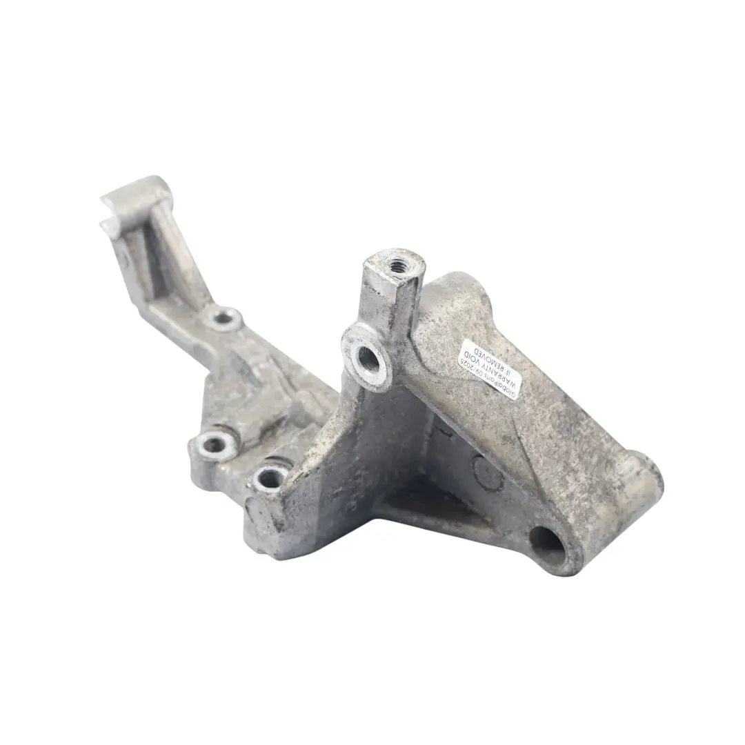 Uchwyt Mocowanie Alternatora 2.5 CRDI Diesel do Hyundai H-1 o numerze 374724A011 Hyundai H-1 Uchwyt Mocowanie Alternatora 2.5 CRDI Diesel - SKU 374724A011 - Numer Części 374724A011