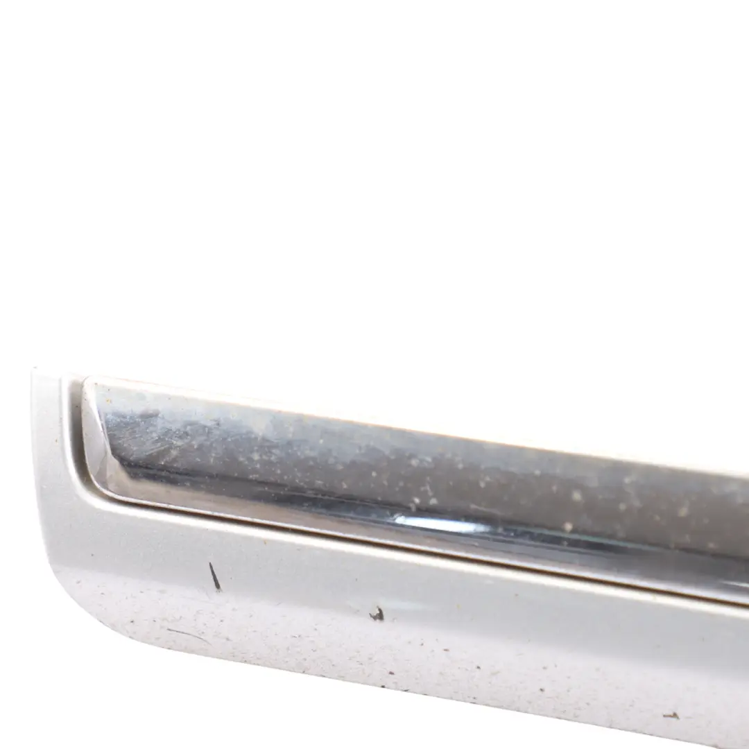 Front Door Moulding Lower Left N/S Reflex Silver - A7W to Volkswagen Passat B7 with Part number 3AA854939A Volkswagen Passat B7 Front Door Moulding Lower Left N/S Reflex Silver - A7W - SKU 3AA854939A-RES - Part number 3AA854939A