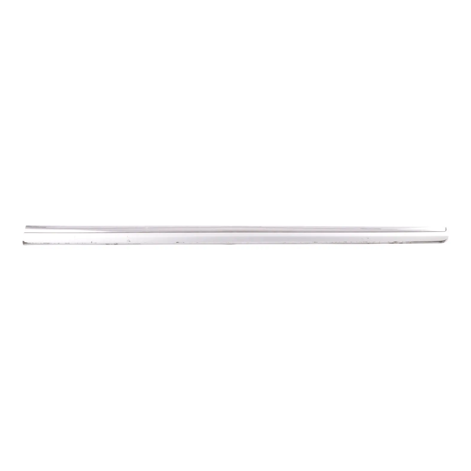 Volkswagen Passat B7 Listwa Drzwi Przednia Dolna Prawa Reflex Silver - A7W