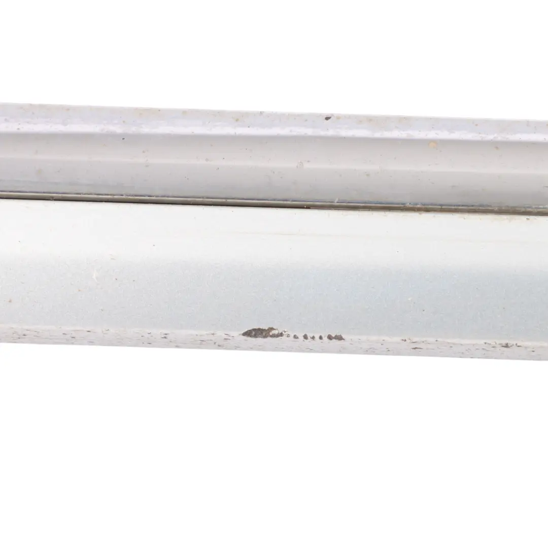 Front Door Moulding Lower Right O/S Reflex Silver - A7W to Volkswagen Passat B7 with Part number 3AA854940A Volkswagen Passat B7 Front Door Moulding Lower Right O/S Reflex Silver - A7W - SKU 3AA854940A-RES - Part number 3AA854940A