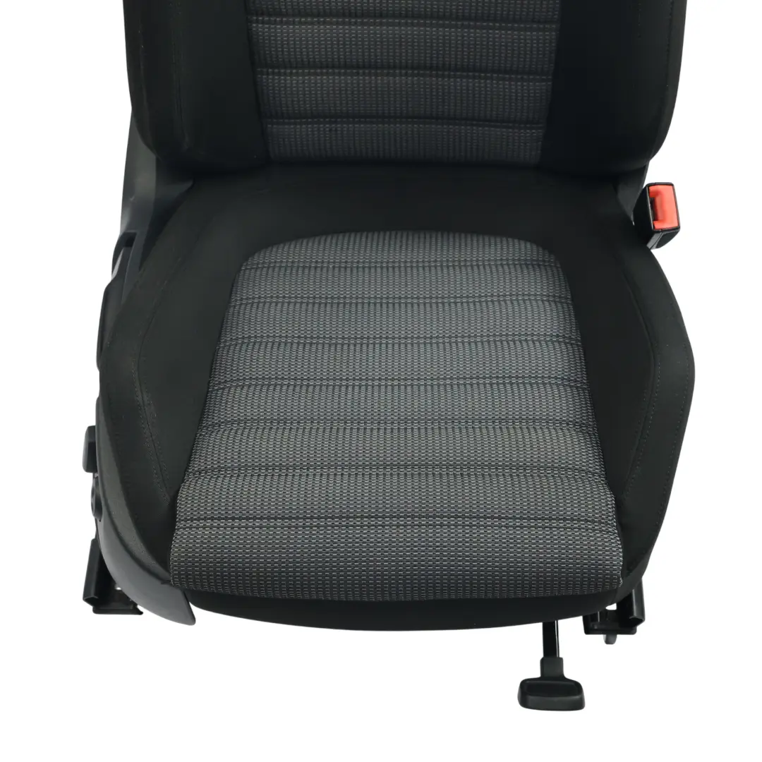 Vorder Sitz Beheizt Elektrisch Stoff Schwarz Rechts für Volkswagen Passat B7 mit Teilenummer 3AA881806FA Volkswagen Passat B7 Vorder Sitz Beheizt Elektrisch Stoff Schwarz Rechts - SKU 3AA881806FA-1 - Teilenummer 3AA881806FA