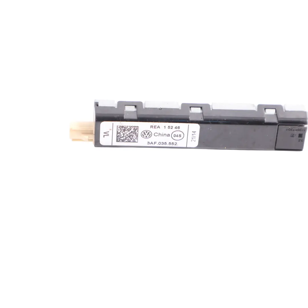 Amplificador Antena Radio Izquierdo para Volkswagen Passat B7 con número de pieza 3AF035552 Volkswagen Passat B7 Amplificador Antena Radio Izquierdo - SKU 3AF035552 - Número de pieza 3AF035552