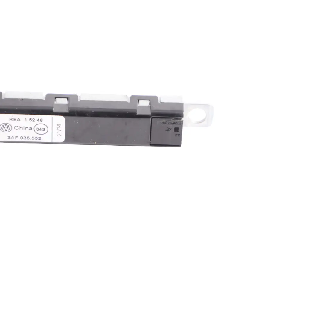 Volkswagen Passat B7 Amplificador Antena Radio Izquierdo - SKU 3AF035552 - Número de pieza 3AF035552