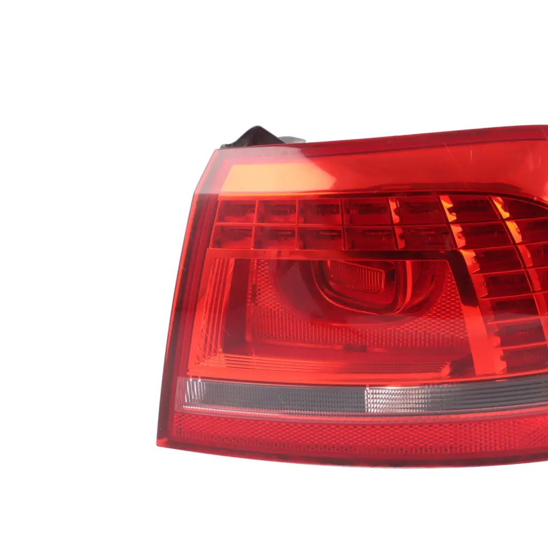 Tail Light Outer LED Lamp Right O/S to Volkswagen Passat B7 Rear with Part number 3AF945208B Volkswagen Passat B7 Rear Tail Light Outer LED Lamp Right O/S - SKU 3AF945208B - Part number 3AF945208B