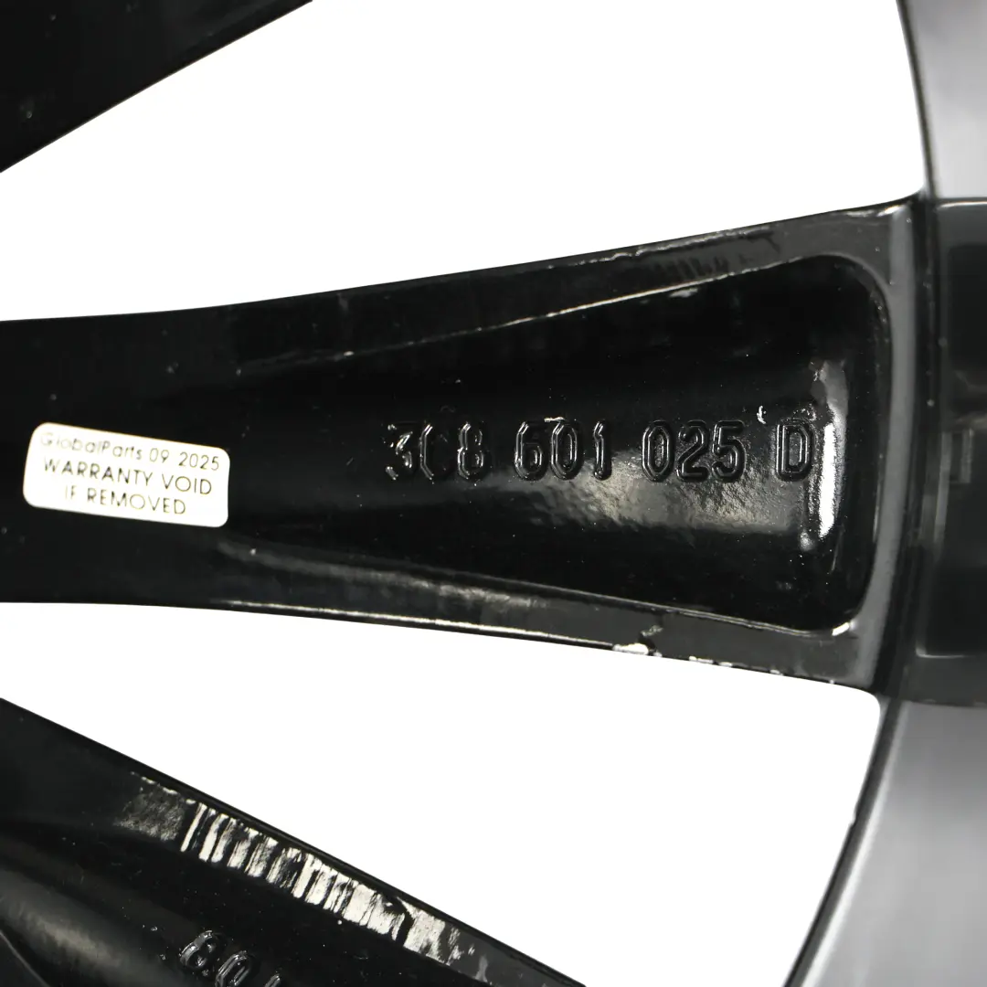 Volkswagen Scirocco Mk3 Jante Alliage Noire 18" 8J ET:41 - SKU 3C8601025D-2 - Numéro de pièce 3C8601025D