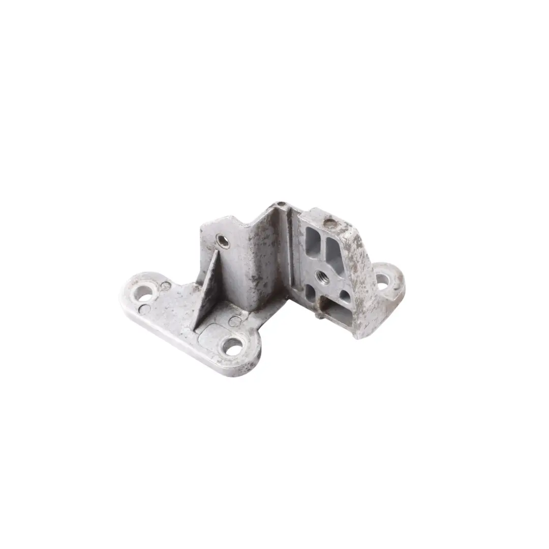 Staffa Supporto Cavo Selettore Cambio per Audi A6 C6 A4 B7 con numero di parte 4B0713125D Audi A6 C6 A4 B7 Staffa Supporto Cavo Selettore Cambio - SKU 4B0713125D - Numero di parte 4B0713125D