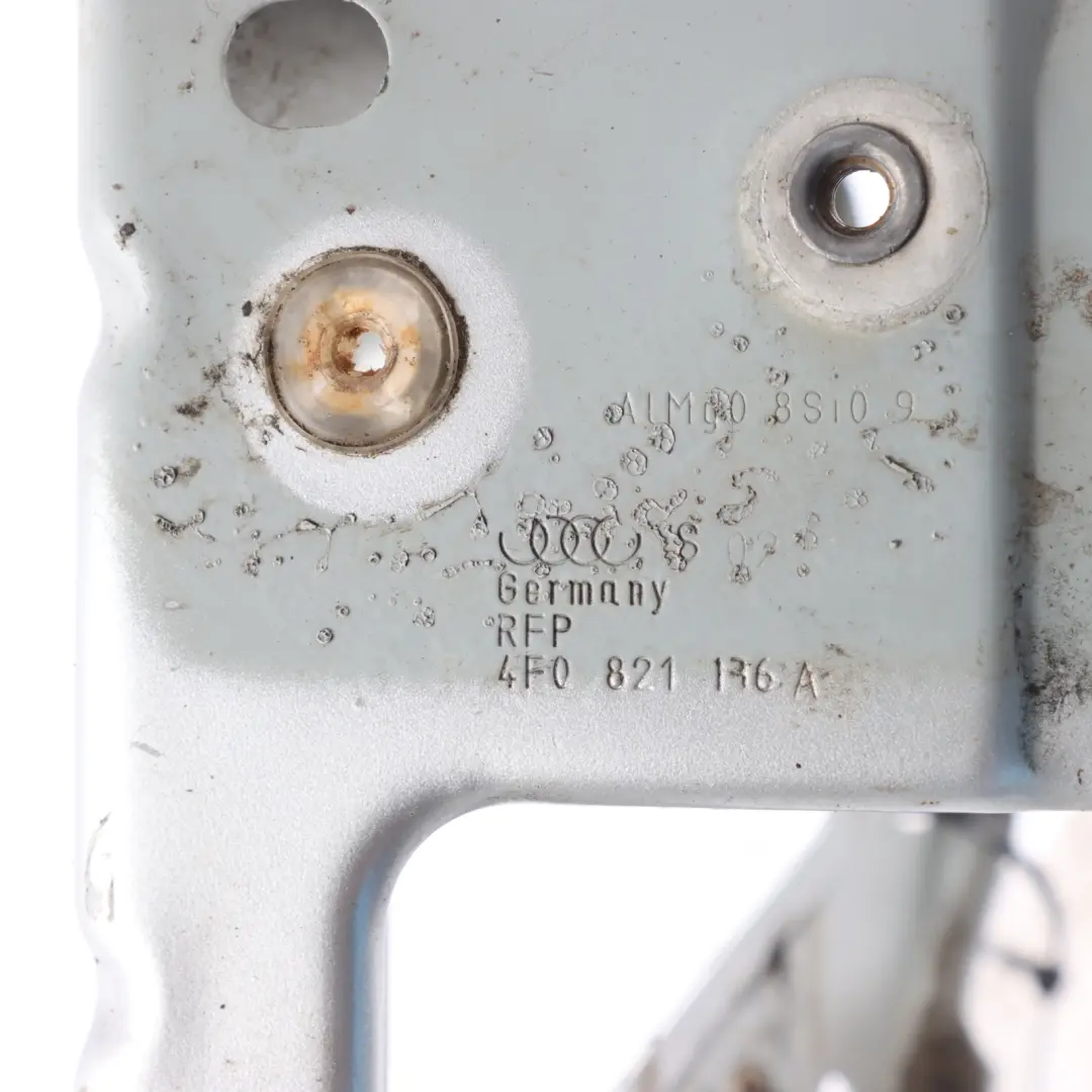 Audi A6 C6 Fender Mount Front Right O/S Bracket Support Light Silver - Y7W - SKU 4F0821136A-LS - Part number 4F0821136A