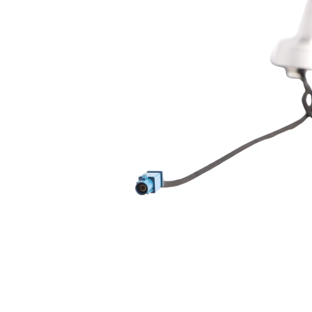 Roof Antenna Aerial Shark Top Amplifier Light Silver Metallic - Y7W to Audi A6 C6 with Part number 4F9035503F Audi A6 C6 Roof Antenna Aerial Shark Top Amplifier Light Silver Metallic - Y7W - SKU 4F9035503F-LS - Part number 4F9035503F