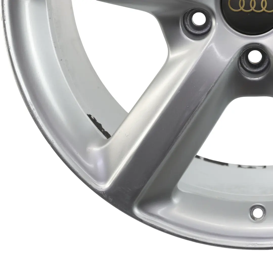 Cerchio In Lega Argento 20" 9J ET:60 Star Spoke per Audi Q7 4L con numero di parte 4L0601025H Audi Q7 4L Cerchio In Lega Argento 20" 9J ET:60 Star Spoke - SKU 4L0601025H-10 - Numero di parte 4L0601025H