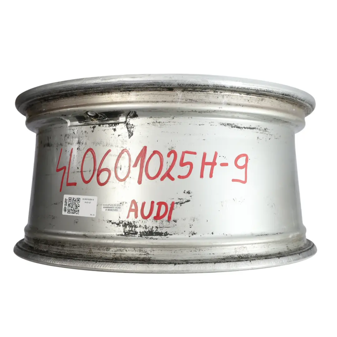 Cerchio In Lega Argento 20" 9J ET:60 Star Spoke per Audi Q7 4L con numero di parte 4L0601025H Audi Q7 4L Cerchio In Lega Argento 20" 9J ET:60 Star Spoke - SKU 4L0601025H-9 - Numero di parte 4L0601025H