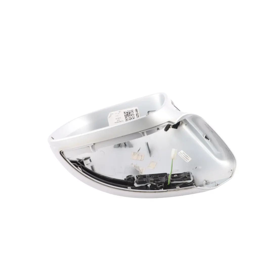 Wing Mirror Casing Cap Left N/S Ice Silver Metallic - X7W to Audi Q7 4L with Part number 4L0857527A Audi Q7 4L Wing Mirror Casing Cap Left N/S Ice Silver Metallic - X7W - SKU 4L0857527A-ICS - Part number 4L0857527A