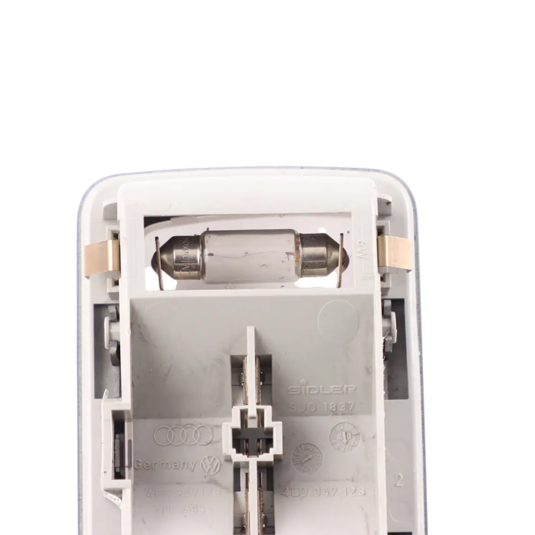 Interior Boot Load Area Light Lamp Panel Soul Black to Audi A6 C6 Q7 4L with Part number 4L0947123 Audi A6 C6 Q7 4L Interior Boot Load Area Light Lamp Panel Soul Black - SKU 4L0947123 - Part number 4L0947123