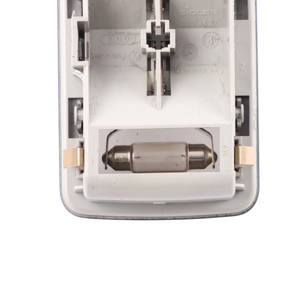 Interior Boot Load Area Light Lamp Panel Soul Black to Audi A6 C6 Q7 4L with Part number 4L0947123 Audi A6 C6 Q7 4L Interior Boot Load Area Light Lamp Panel Soul Black - SKU 4L0947123 - Part number 4L0947123