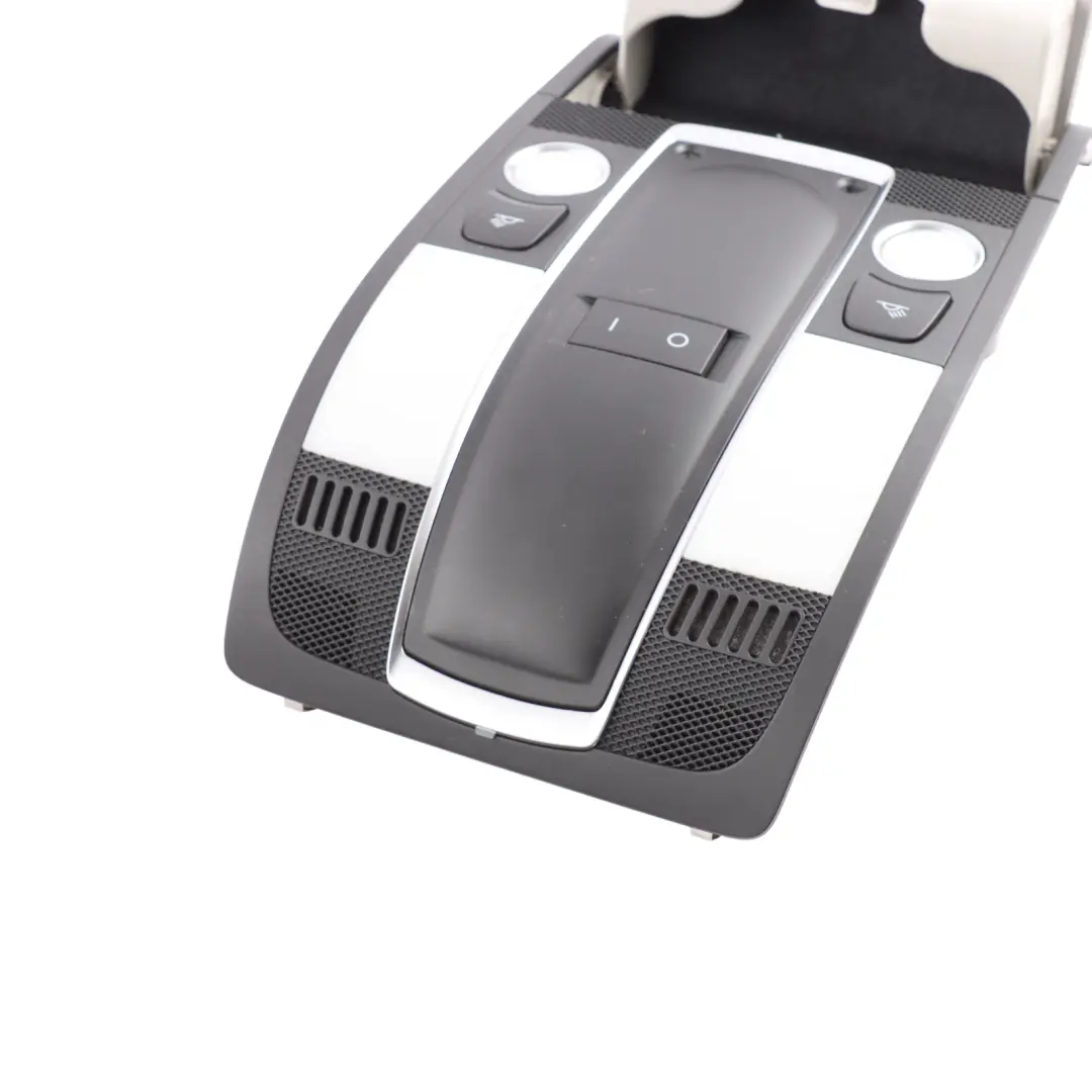 Lampa Podsufitki Oświetlenie Kabiny Wnętrza Przód do Audi Q7 4L o numerze 4L0947135F Audi Q7 4L Lampa Podsufitki Oświetlenie Kabiny Wnętrza Przód - SKU 4L0947135F - Numer Części 4L0947135F