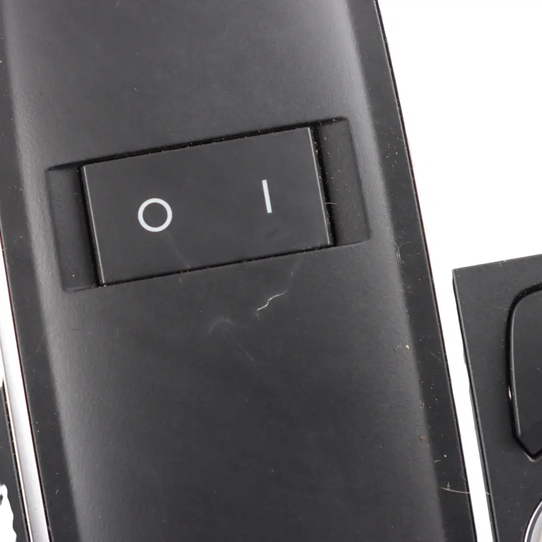 Audi Q7 4L Interior Roof Reading Comfort Light Panel Lamp Front - SKU 4L0947135F - Part number 4L0947135F