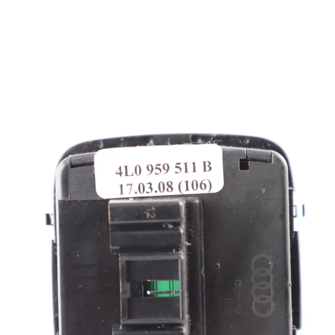 Audi Q7 4L Boot Bordo Carico Pulsante Regolazione Delle Sospensioni - SKU 4L0959511B - Numero di parte 4L0959511B