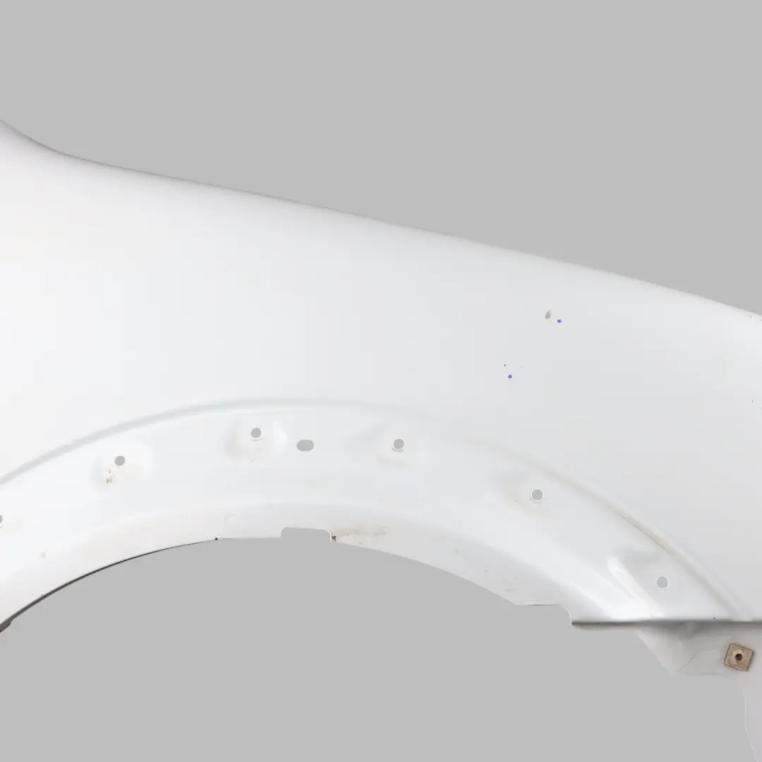 Ford Transit Connect Seitenverkleidung vorne rechts Kotflügel Frozen White - Z2 - SKU 5131151-FW - Teilenummer 5131151
