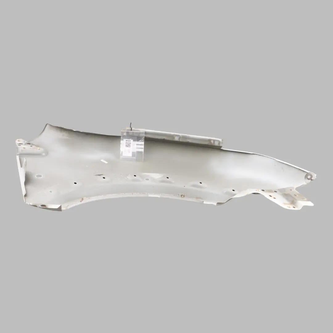 Lateral Delantero Derecho Guardabarros Frozen White Z2 para Ford Transit Connect con número de pieza 5131152 Ford Transit Connect Lateral Delantero Derecho Guardabarros Frozen White Z2 - SKU 5131152-FW - Número de pieza 5131152