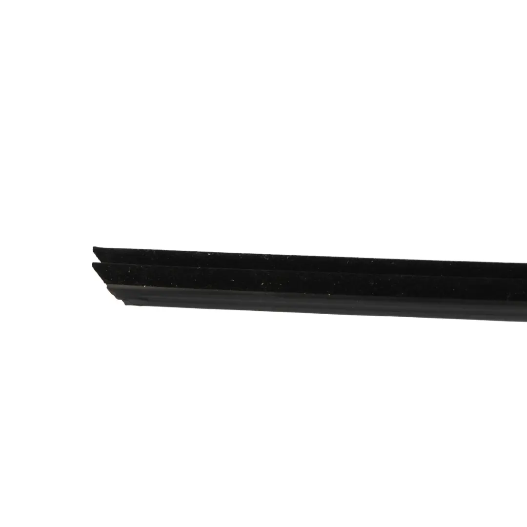 Seat Leon Cupra 5F Uszczelka Wewnętrzna Okna Drzwi Prawy Tył - SKU 5F4839472B - Numer Części 5F4839472B