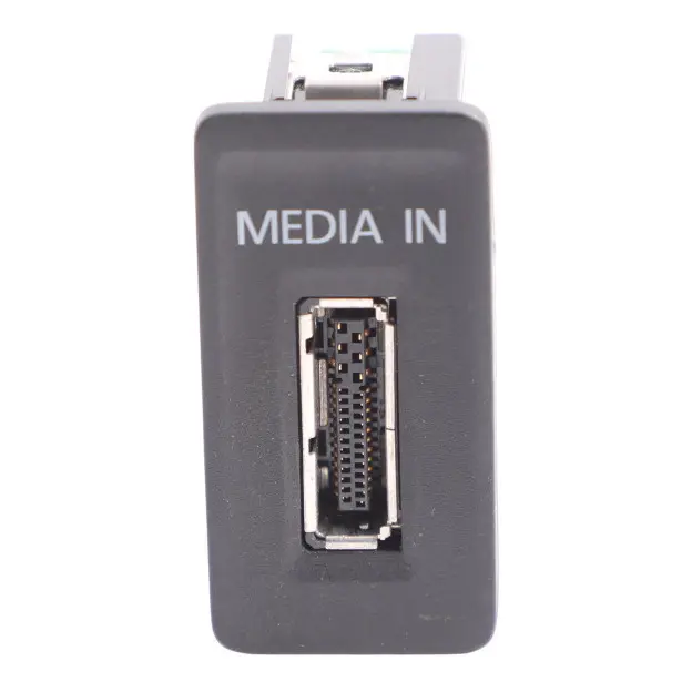 Volkswagen Golf Mk7 Media In Port Socket Connection Adapter 5G0035222A 5Q0035736