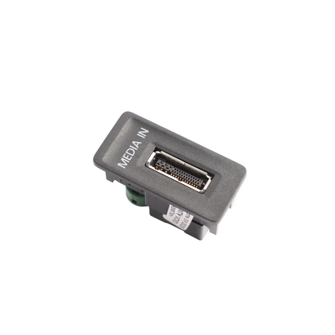 Media In Port Buchse Anschluss Adapter 5Q0035736 für Volkswagen Golf Mk7 mit Teilenummer 5G0035222A Volkswagen Golf Mk7 Media In Port Buchse Anschluss Adapter 5Q0035736 - SKU 5G0035222A - Teilenummer 5G0035222A