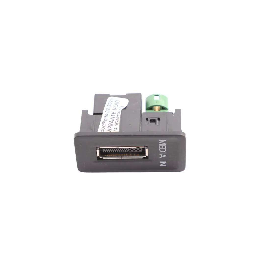 Adattatore Connessione Presa Multimediale 5Q0035736 per Volkswagen Golf Mk7 con numero di parte 5G0035222A Volkswagen Golf Mk7 Adattatore Connessione Presa Multimediale 5Q0035736 - SKU 5G0035222A - Numero di parte 5G0035222A