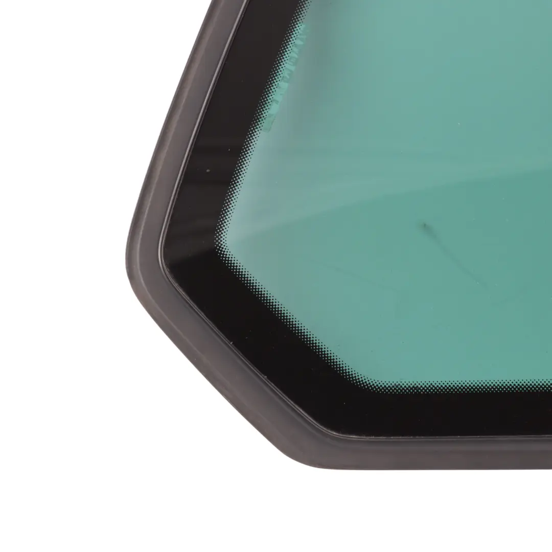 5G 3D Cristal Trasero Tintado Fijo Derecho para VW Volkswagen Golf con número de pieza 5G3845042D VW Volkswagen Golf 5G 3D Cristal Trasero Tintado Fijo Derecho - SKU 5G3845042D - Número de pieza 5G3845042D